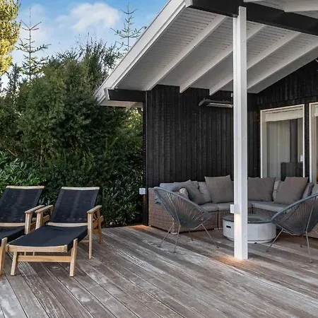 Lovely Summer House By Arreso Tatil Evi
