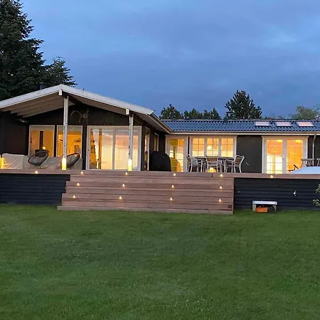 Lovely Summer House By Arreso